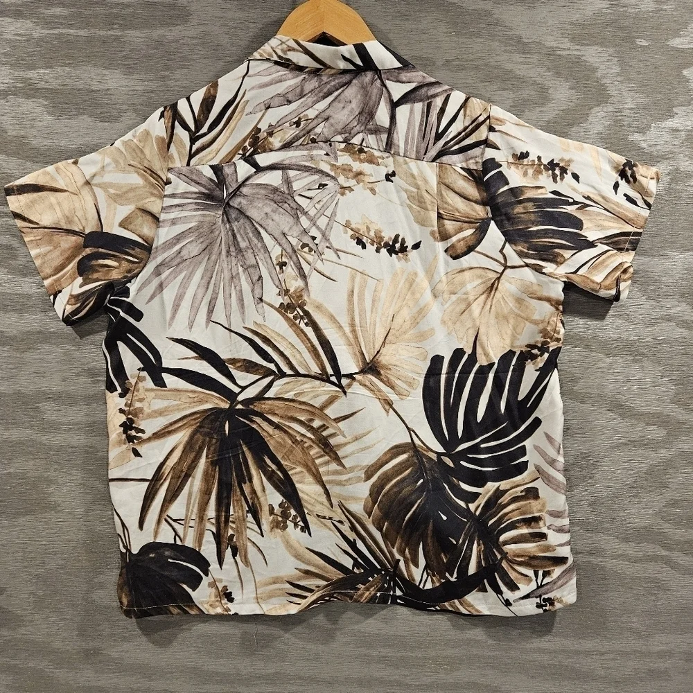 Karen Kane Cabana Tropical Print Notch Collar Short Sleeve Boxy Camp Shirt SZ L